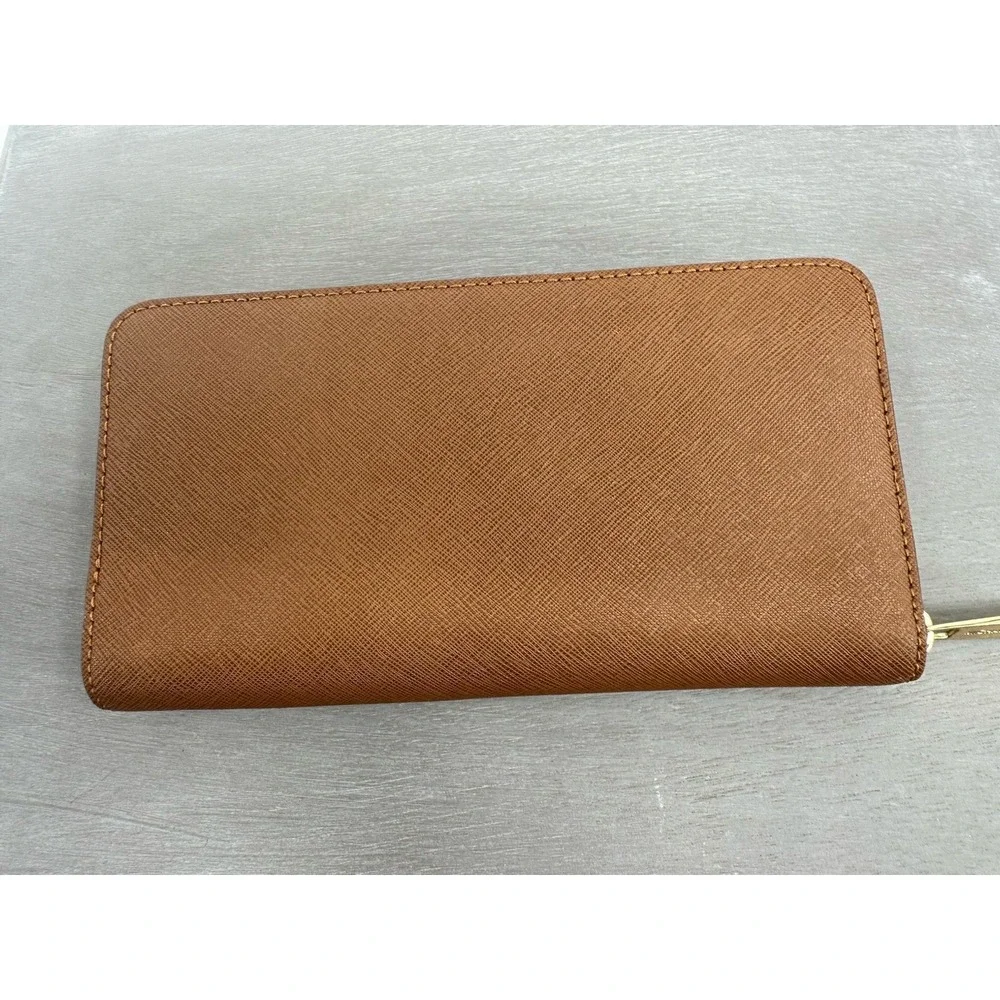 Michael Kors Hamilton Traveler  Zip Around Wallet  Brown Classic - Picture 2 of 10